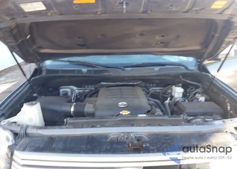 2017 Toyota Tundra Limited 5.7L V8 z USA, uszkodzony, nr VIN 5TFHW5F11HX645127